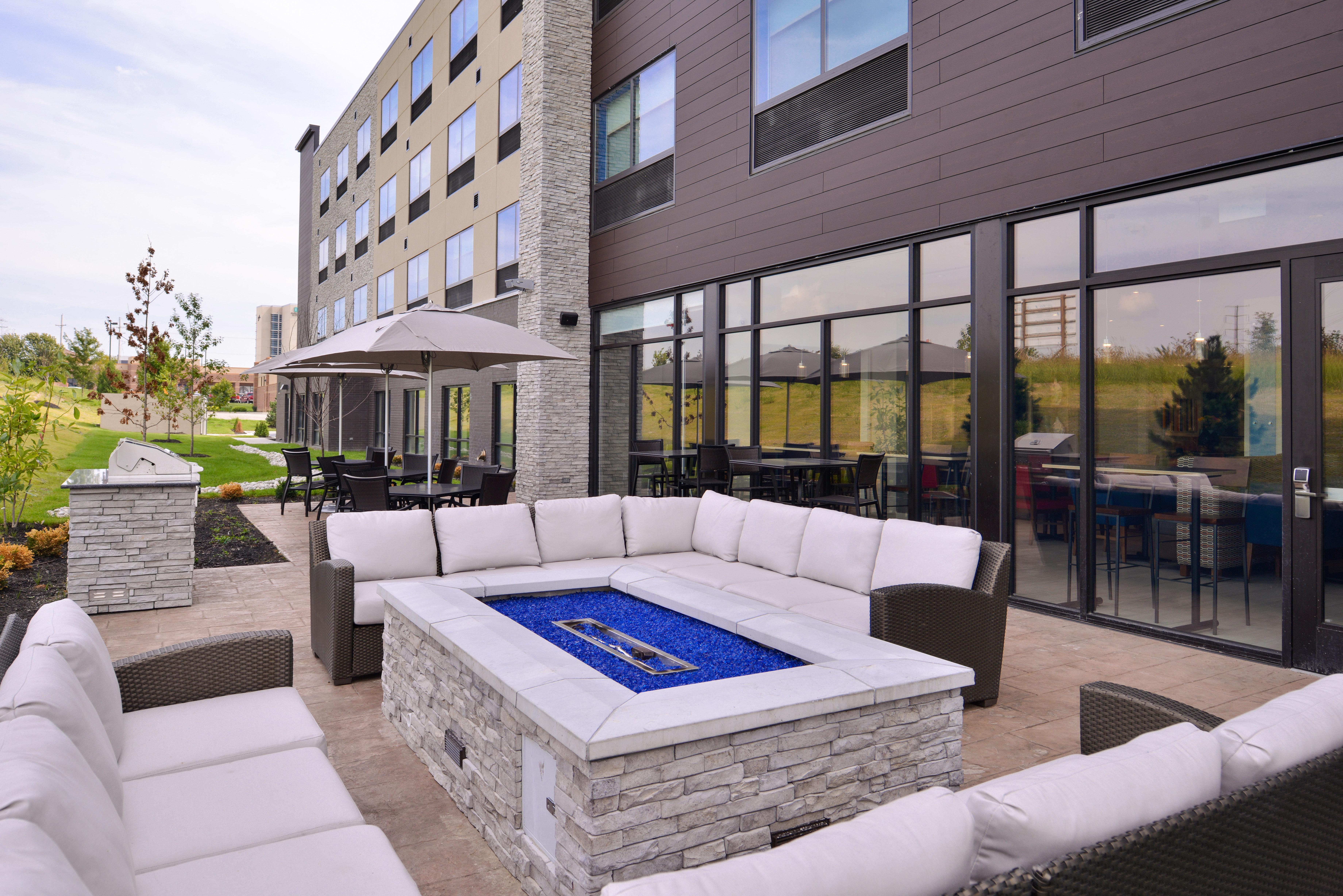 Holiday Inn Express & Suites - Olathe West By Ihg Eksteriør billede