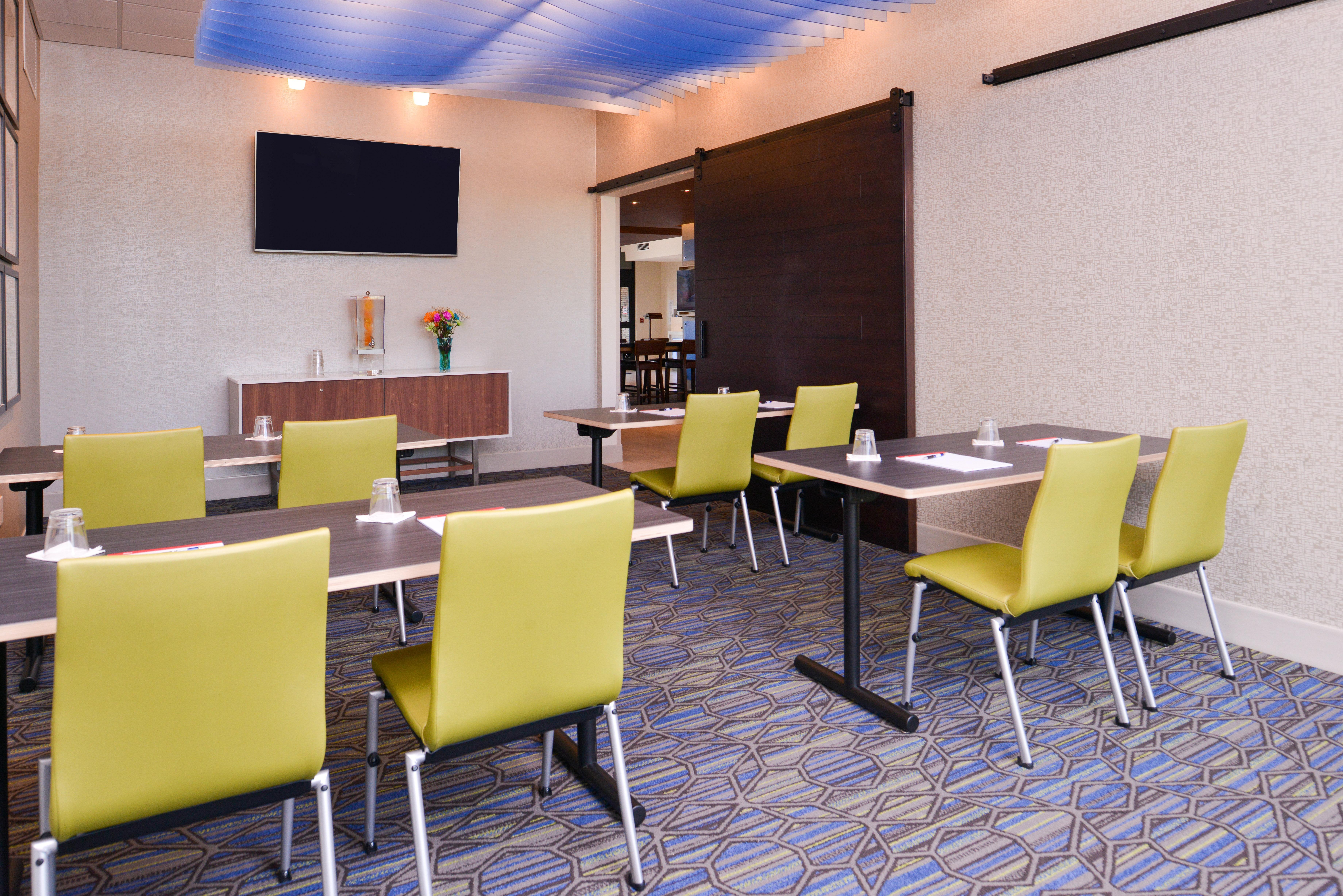 Holiday Inn Express & Suites - Olathe West By Ihg Eksteriør billede